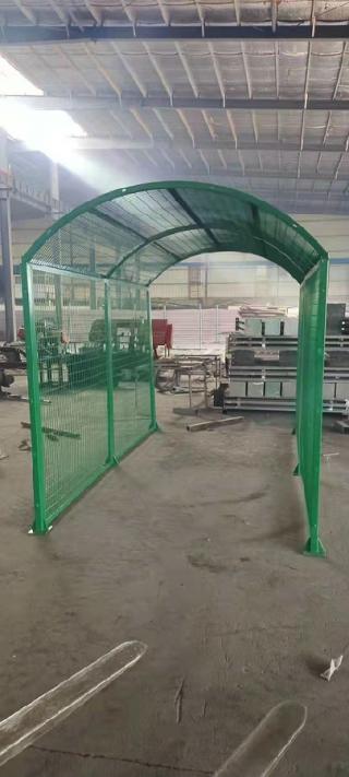 天橋封閉式防拋網(wǎng)