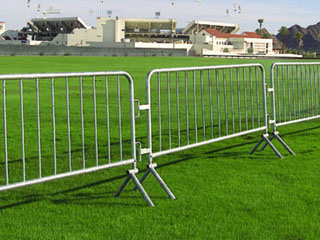 移動(dòng)護(hù)欄網(wǎng)