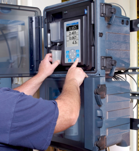 HACH  AMC氨/一氯胺分析儀